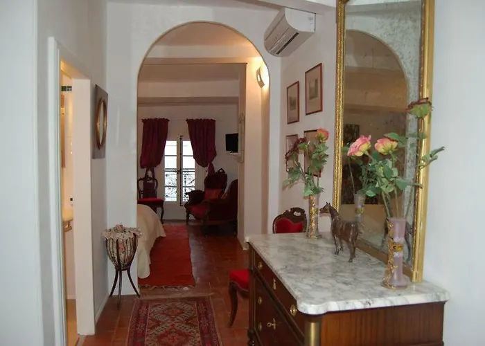 게스트하우스 Lamaisonderose