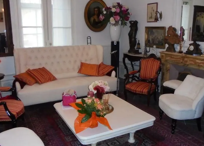 게스트하우스 Lamaisonderose Caux